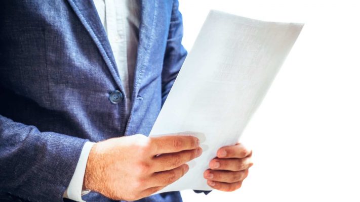 Cláusulas drag along y tag along para no abogados: Entiende las reglas antes de jugar
